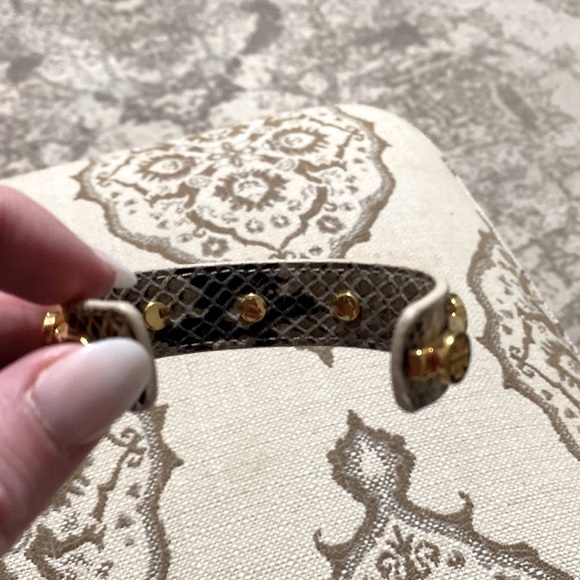 Tory Burch animal print cuff with gold detailing - Picture 2 of 3
